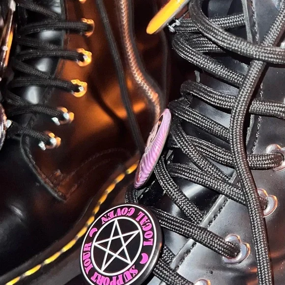 Authentic Hello Kitty Dr Marten Platform boots! Dollskill - Picture 4 of 16